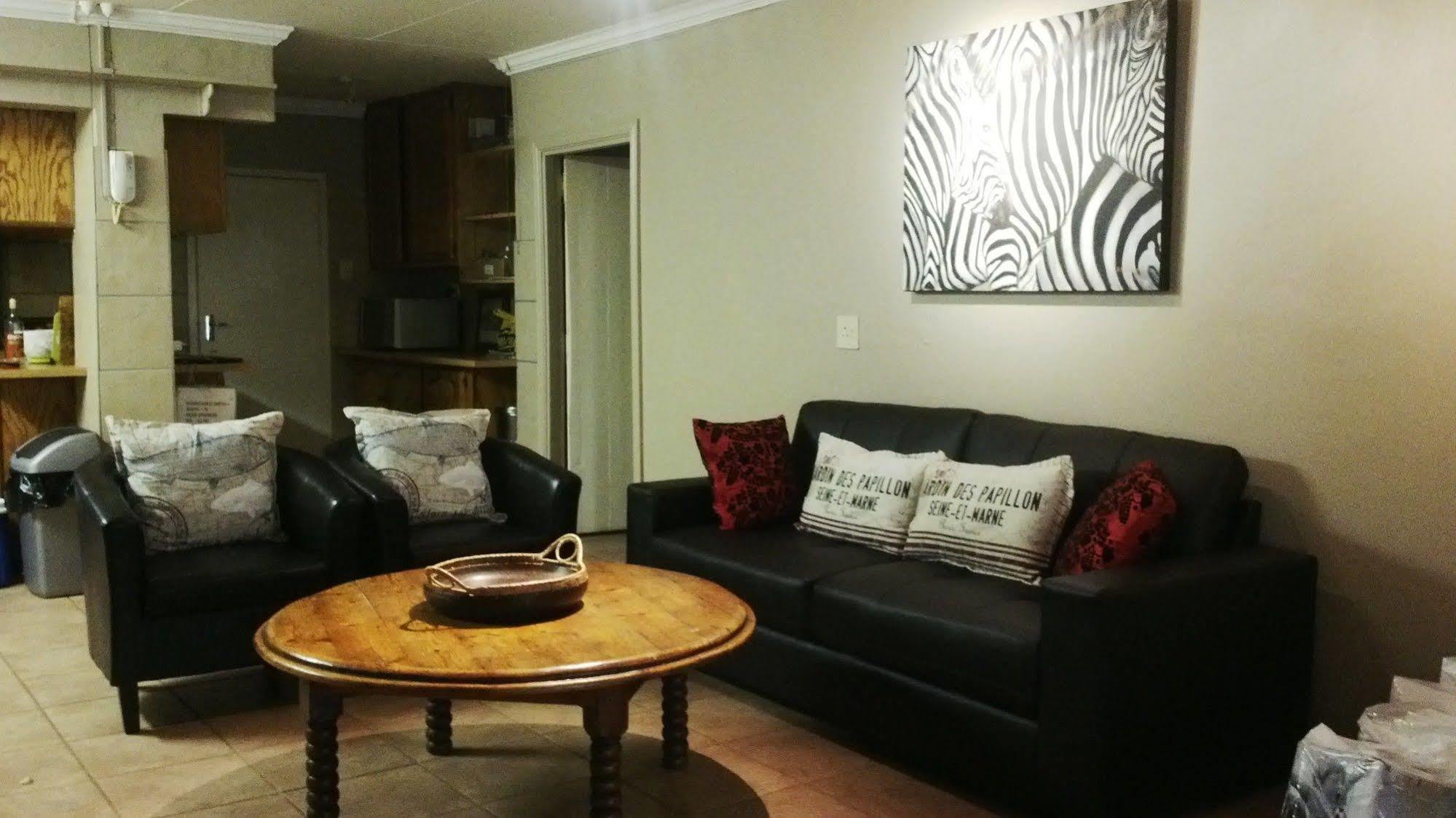 Treelands Estate ดัลสทรูม ภายนอก รูปภาพ
